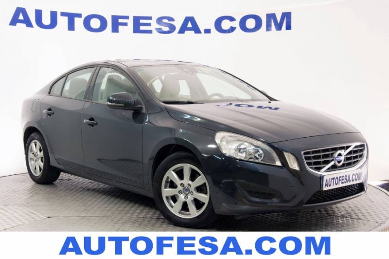 Volvo S60 2.0 D3 163cv Kinetic 4p Auto
