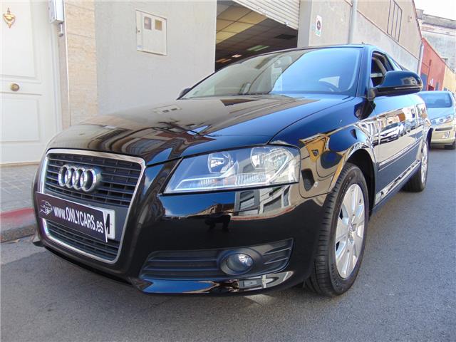 Audi a3 1.6TDI Ambition 105cv start-stop libro