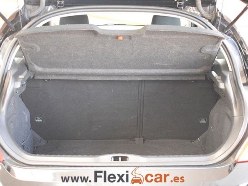 Peugeot 308 Confort 1.6 HDI 110 FAP CMP Auto.