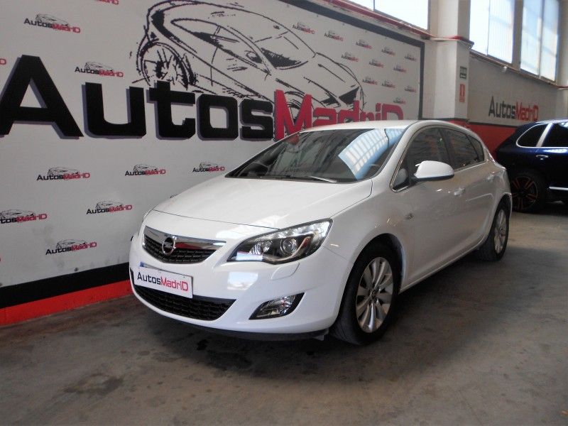 Opel Astra 1.7 CDTi 110 CV Excellence