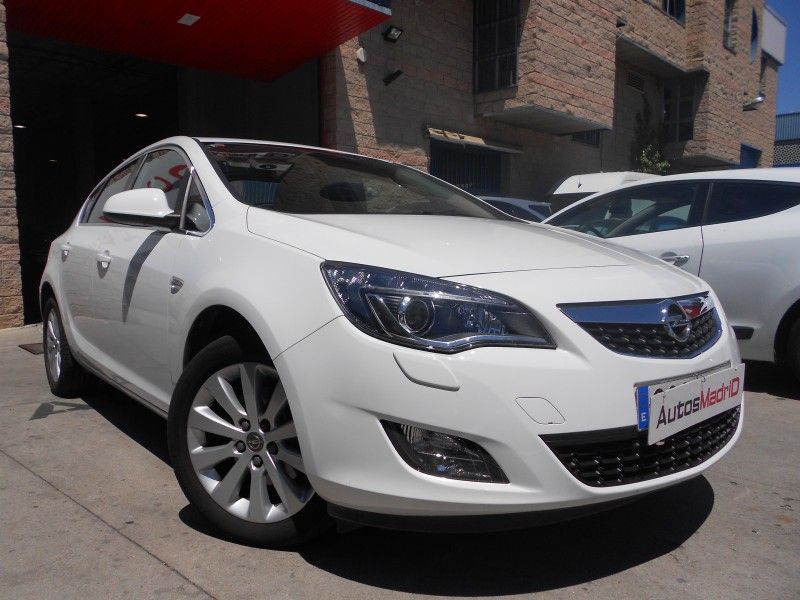 Opel Astra 1.7 CDTi 110 CV Excellence