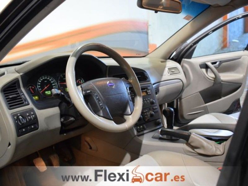 Volvo XC 70 2.4 D5 Kinetic