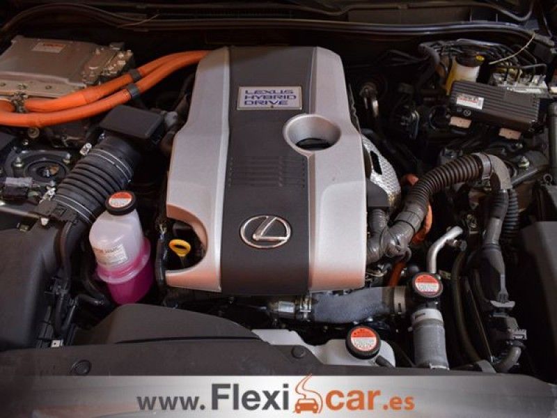 Lexus IS 250 2.5 300h Executive