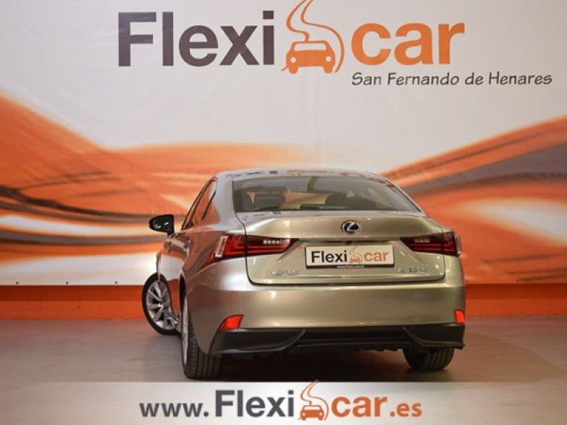 Lexus IS 250 2.5 300h Executive