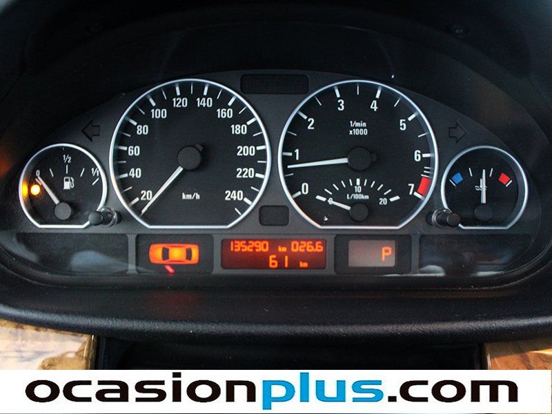 BMW 330 330i 170 kW (231 CV)