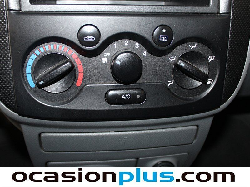 Daewoo Kalos 1.2 SE (año modelo 2004) 72CV