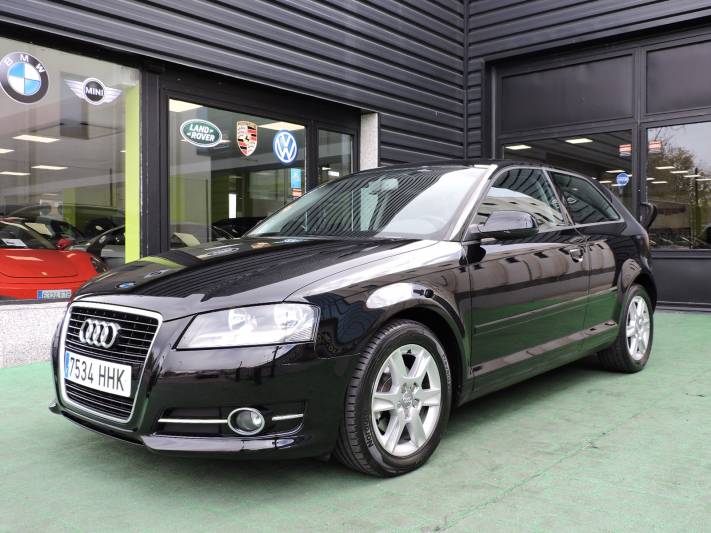 Audi a3 1.6 TDI 105cv Attraction 3p.
