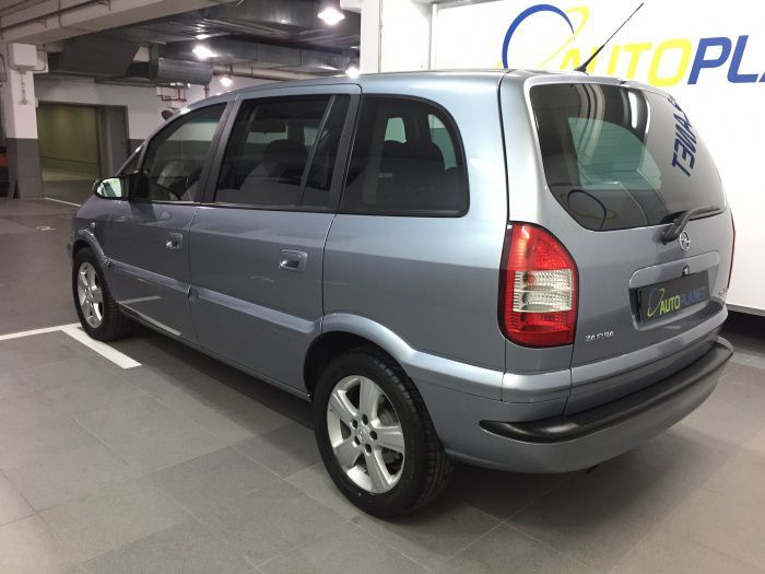 Opel Zafira 2.0Dti 16v Blue Line