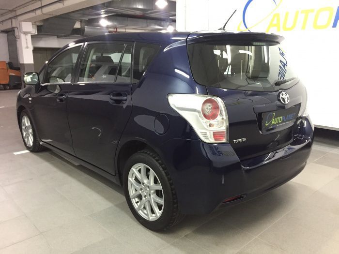 Toyota Corolla Verso 2.2D4D Sol