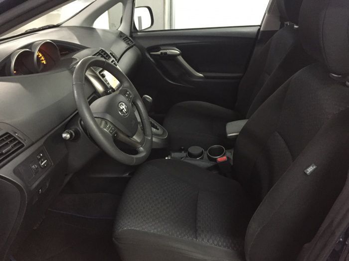 Toyota Corolla Verso 2.2D4D Sol