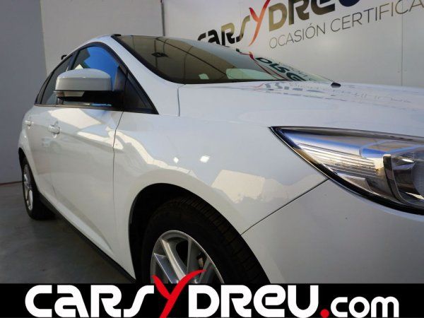 Ford Focus 1.6 TDCi 115cv Trend 