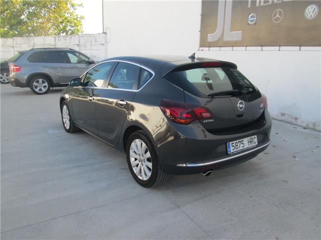 Opel Astra 2.0CDTi Excellence Aut. 165
