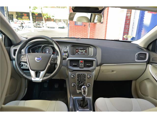 Volvo V40 D3 Momentum 150 cv