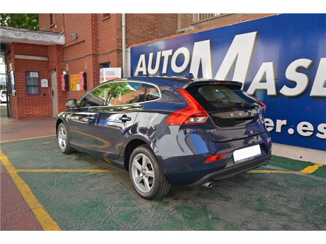 Volvo V40 D3 Momentum 150 cv