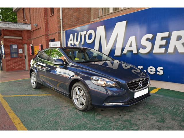 Volvo V40 D3 Momentum 150 cv