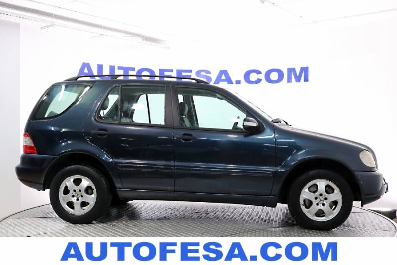 Mercedes-Benz ML 270 ML 270 CDI 163cv 5p Auto 4x4