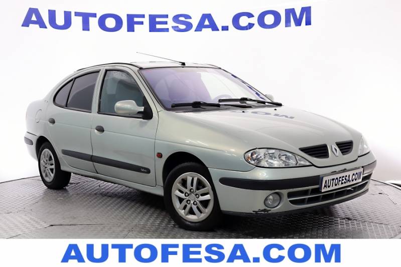 Renault Megane 1.4 16v 95cv Authentique 4p