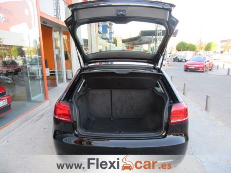 Audi a3 1.6 TDI e 105cv Attraction