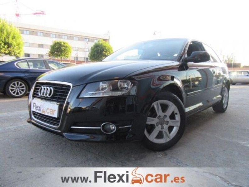 Audi a3 1.6 TDI e 105cv Attraction