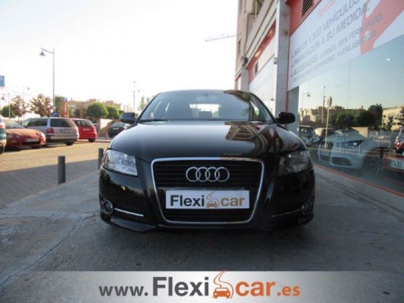 Audi a3 1.6 TDI e 105cv Attraction