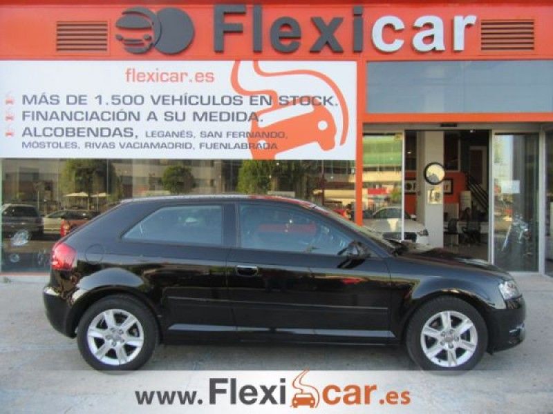 Audi a3 1.6 TDI e 105cv Attraction