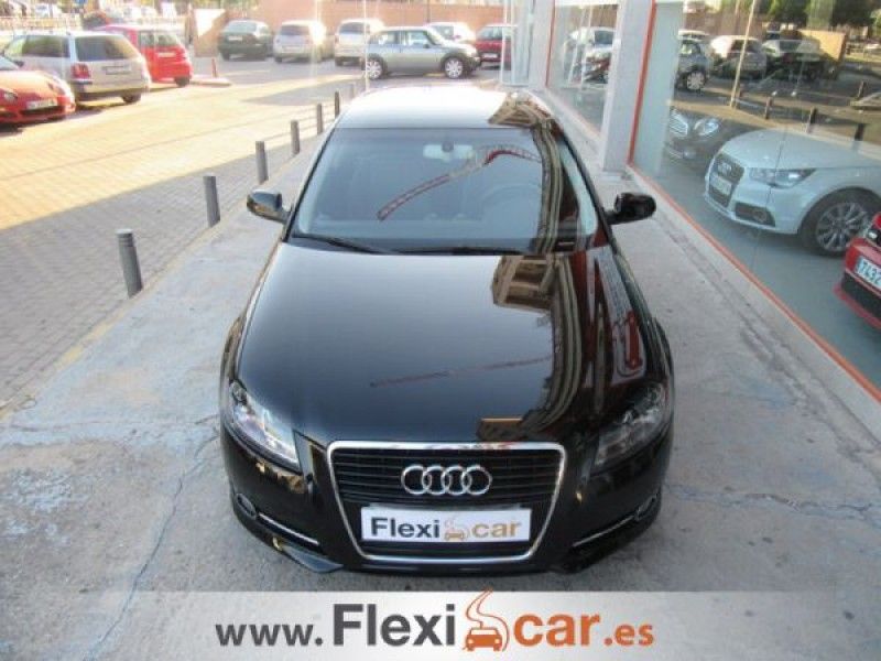 Audi a3 1.6 TDI e 105cv Attraction