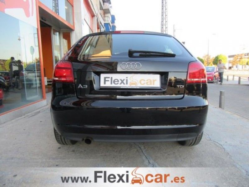 Audi a3 1.6 TDI e 105cv Attraction