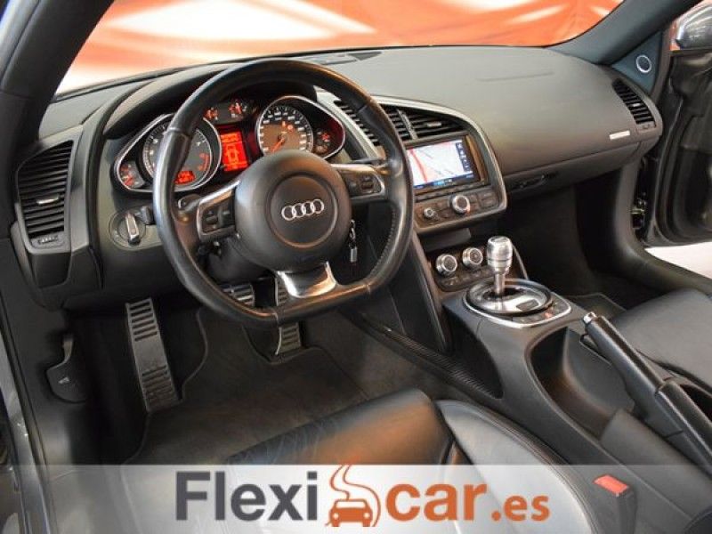 Audi R8 4.2 FSI V8 quattro R tronic