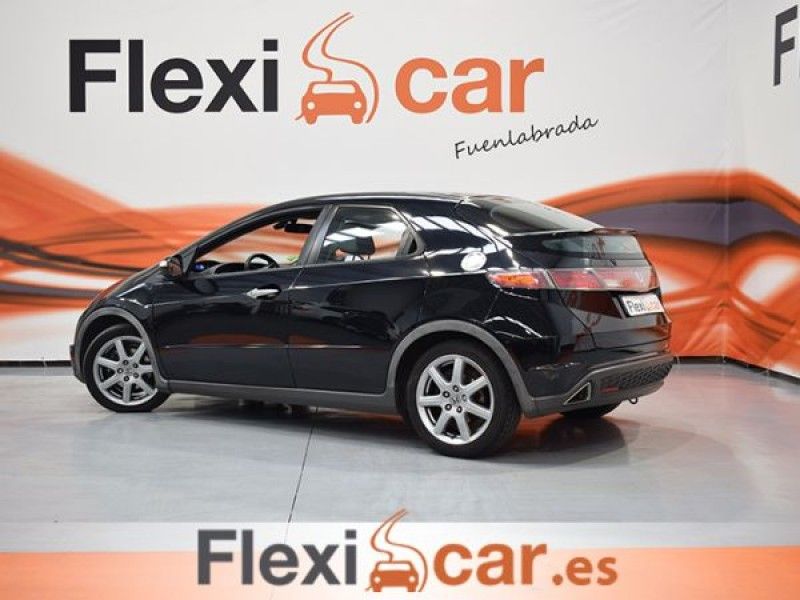 Honda Civic 1.8 i-VTEC Sport