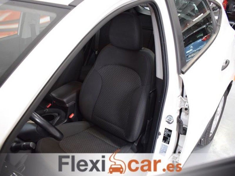 Hyundai iX35 1.6 GDi Stadt Sky 4x2