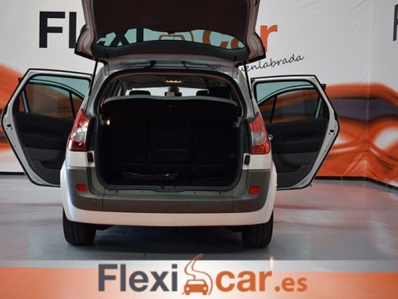 Renault Scenic Dynamique 1.6 16V Auto
