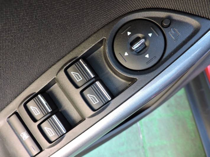 Ford Focus 1.6 TDCi 115cv Titanium 5p.