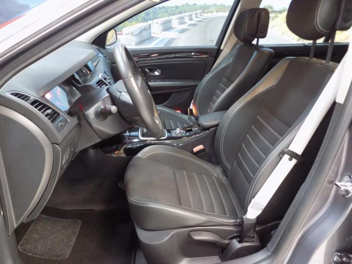 Renault Laguna G.Tour 2.0dCi En. Dynamique Tom Tom