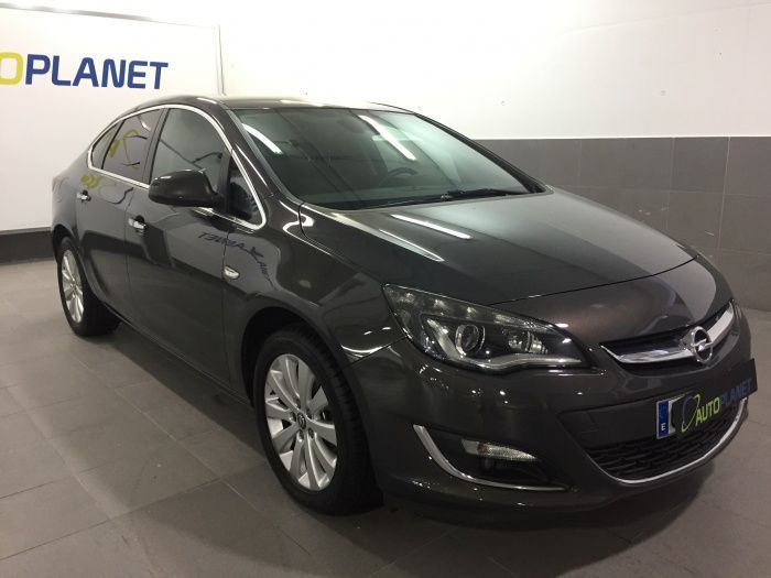 Opel Astra 1.7CDTi Excellence 130