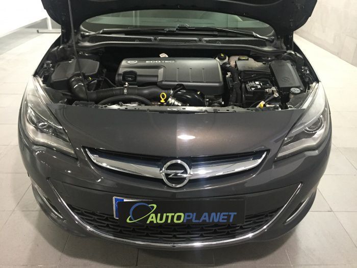 Opel Astra 1.7CDTi Excellence 130