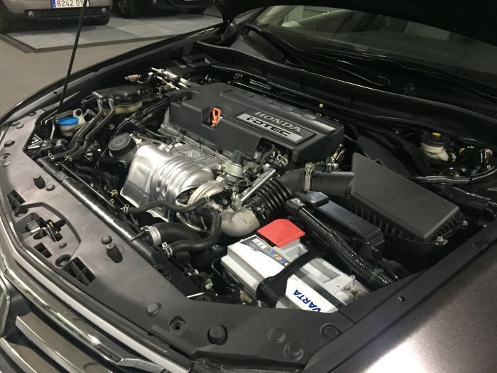 Honda Accord 2.2i-DTEC Luxury Innova Aut.
