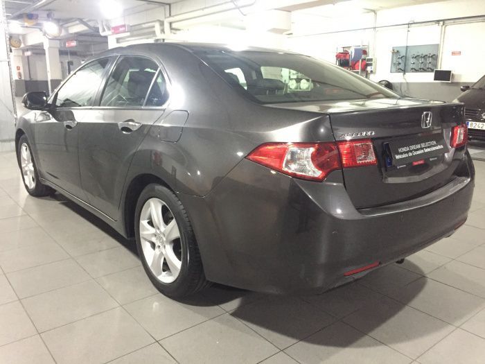 Honda Accord 2.2i-DTEC Luxury Innova Aut.