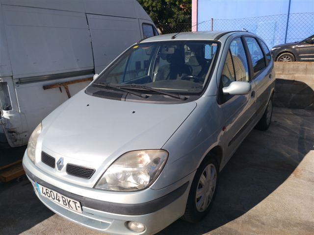 Renault Scenic .