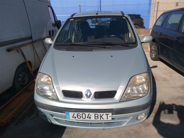 Renault Scenic .
