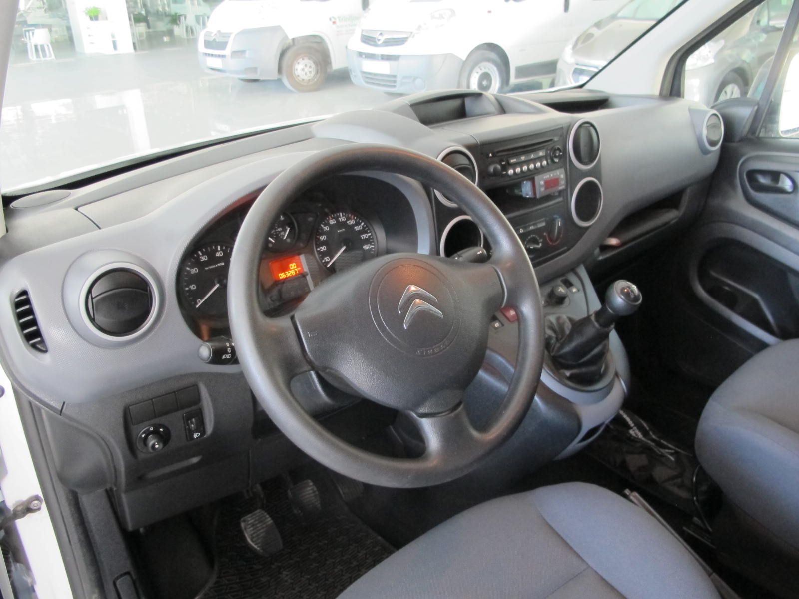 Citroen Berlingo 1.6 HDI ISOTERMO FRIGORÍFICO 0C