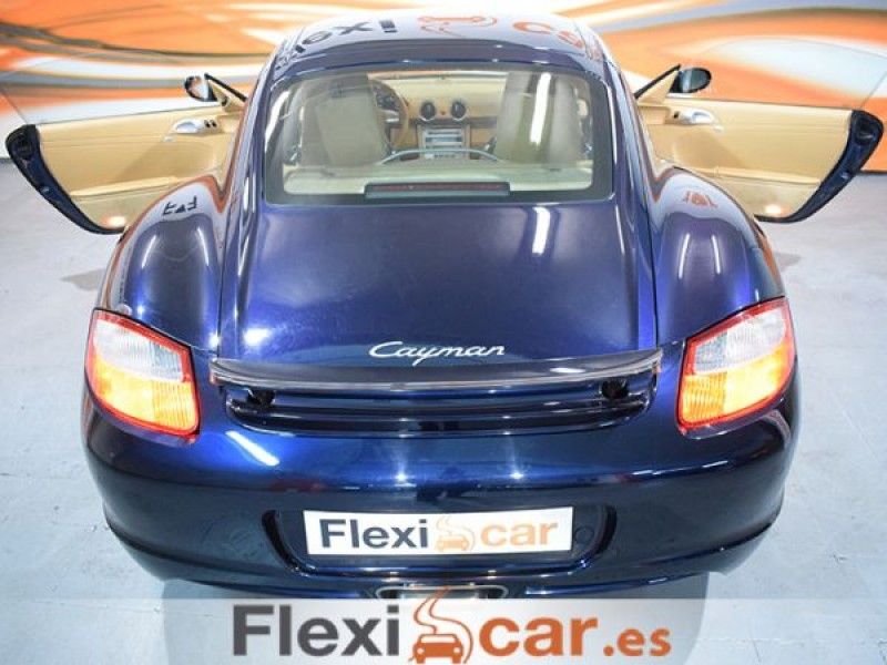Porsche Cayman 2.7