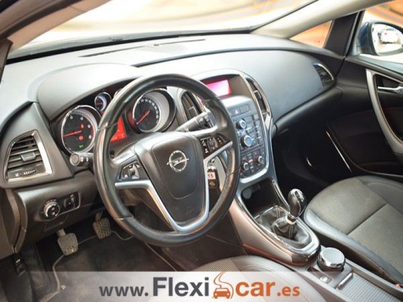 Opel Astra 1.7 CDTi 125 CV Cosmo