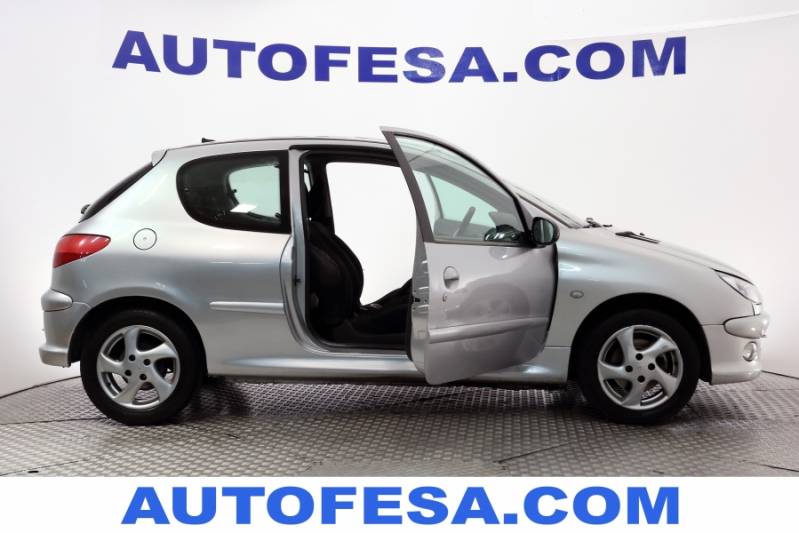 Peugeot 206 2.0 HDi 90cv XS Clim 3p
