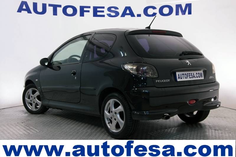 Peugeot 206 2.0 HDi 90cv XS 3p