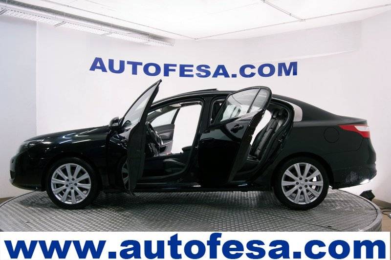 Renault Latitude 3.0 dCi 240cv Initiale 4p Auto