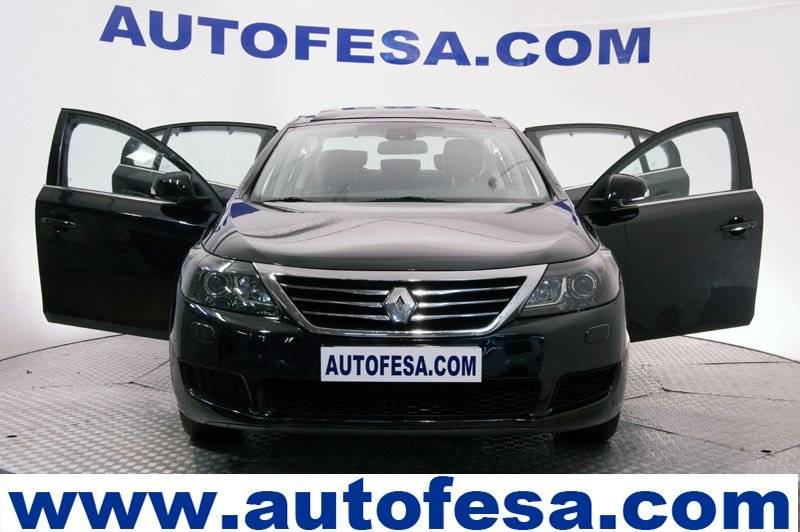 Renault Latitude 3.0 dCi 240cv Initiale 4p Auto