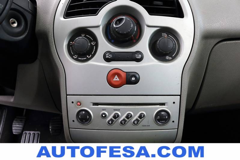 Renault Modus 1.5 dCi 80cv Pack Authentique 5p