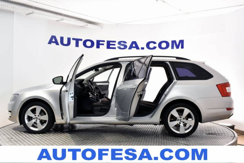 Skoda Octavia 1.6 TDI 105cv Ambition 5p S/S
