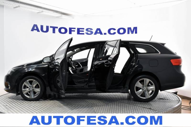 Toyota Avensis Cross Sport 2.0D 120cv Advance 5p
