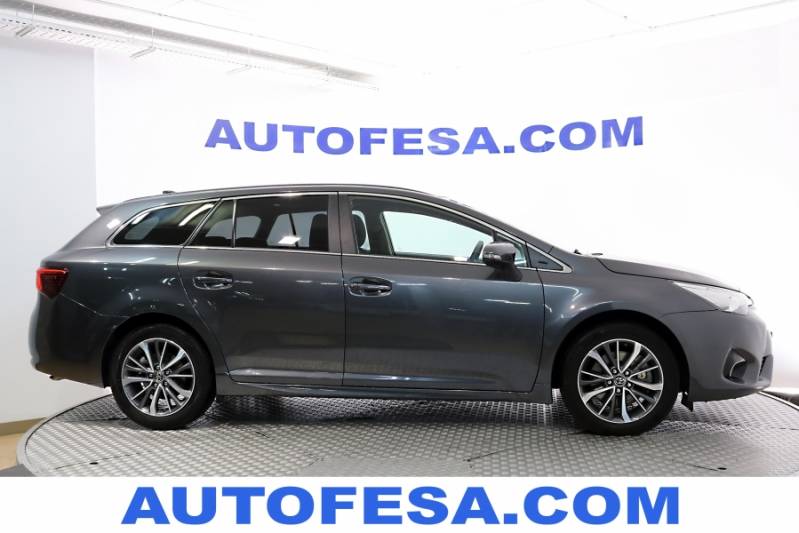 Toyota Avensis TS 150D Advance 143cv 5p S/S